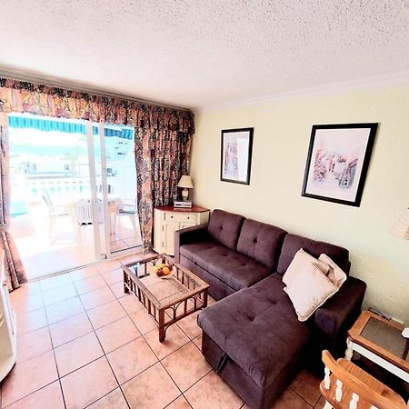 First Line Villa Floor Studio Apartment With Amazing Sea View Air Conditioned Just 50M From The Beach Costa Adeje  Eksteriør bilde